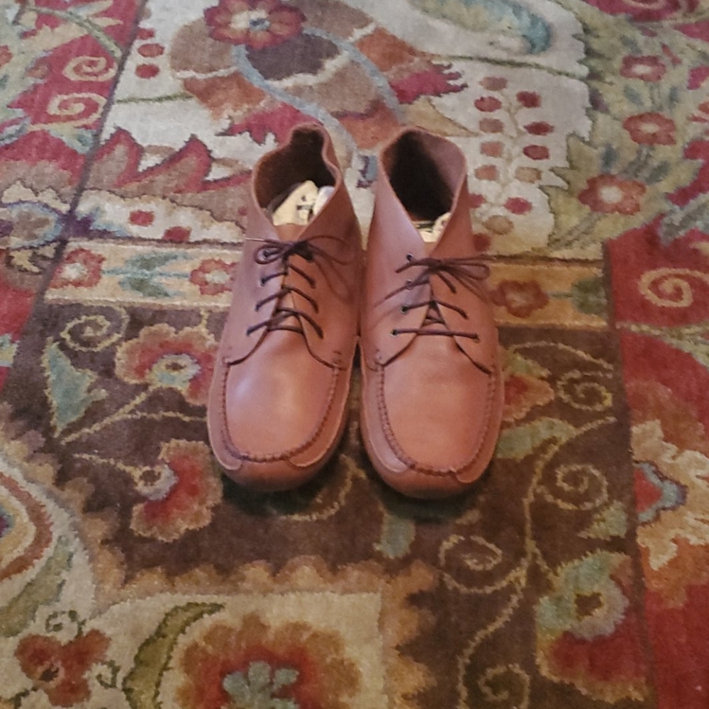 VNTG Johnston and Murphy High Top mocassin's LIKE NEW